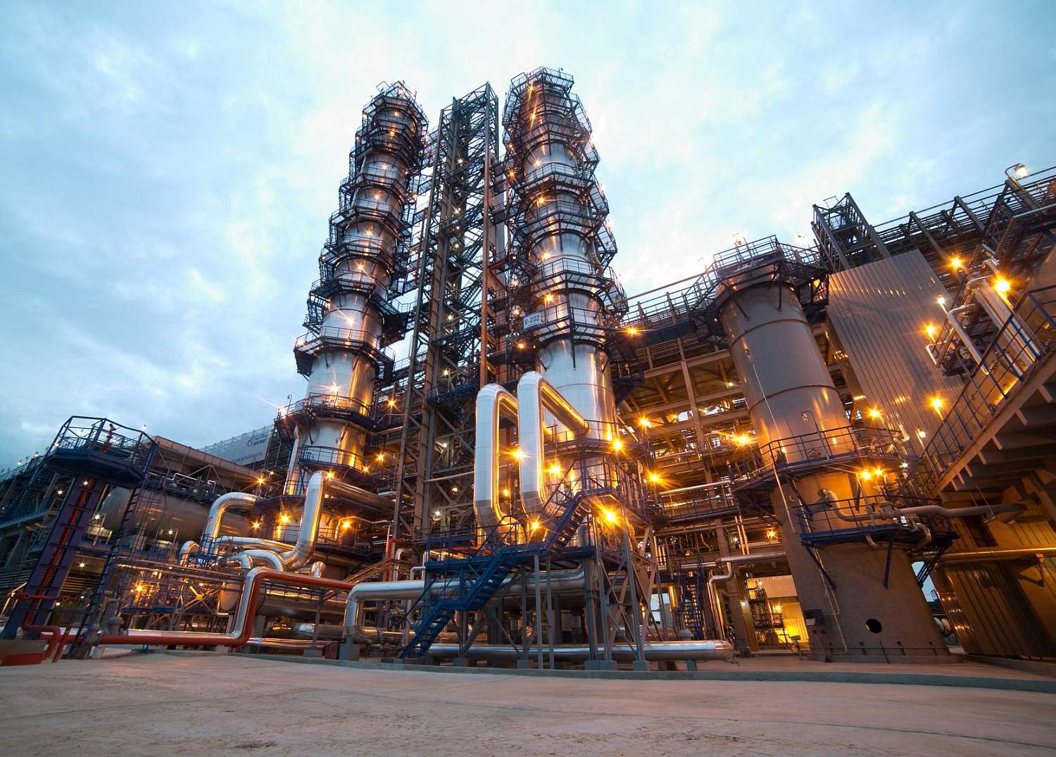 Callidus burners for visbreaking furnaces